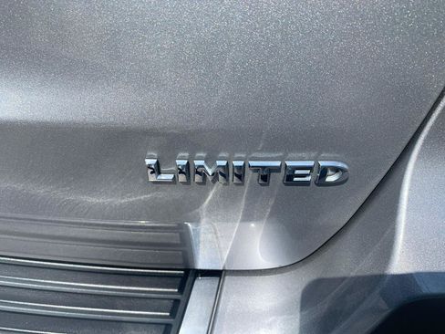 Used 2019 Jeep Grand Cherokee Limited AWD/4WD image 30