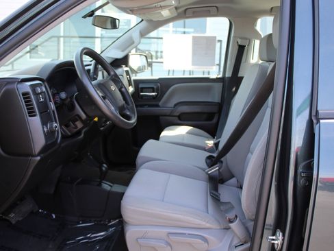 Used 2018 Chevrolet Silverado 1500 W/T w/ Trailering Package AWD/4WD image 20