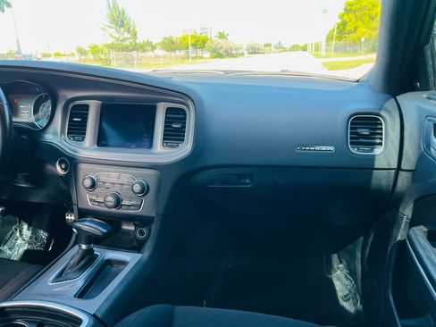 Used 2023 Dodge Charger R/T w/ Navigation & Travel Group RWD image 17