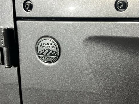 Certified 2025 Jeep Wrangler Sahara image 12