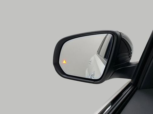 New 2026 Mercedes-Benz GLS 450 4MATIC image 22