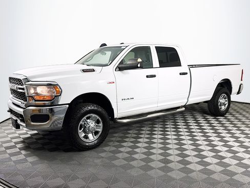 Used 2022 RAM 3500 Tradesman image 4