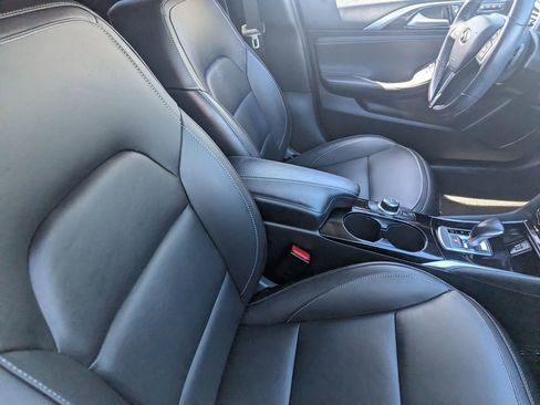 Used 2019 INFINITI QX30 w/ Cargo Package FWD image 11