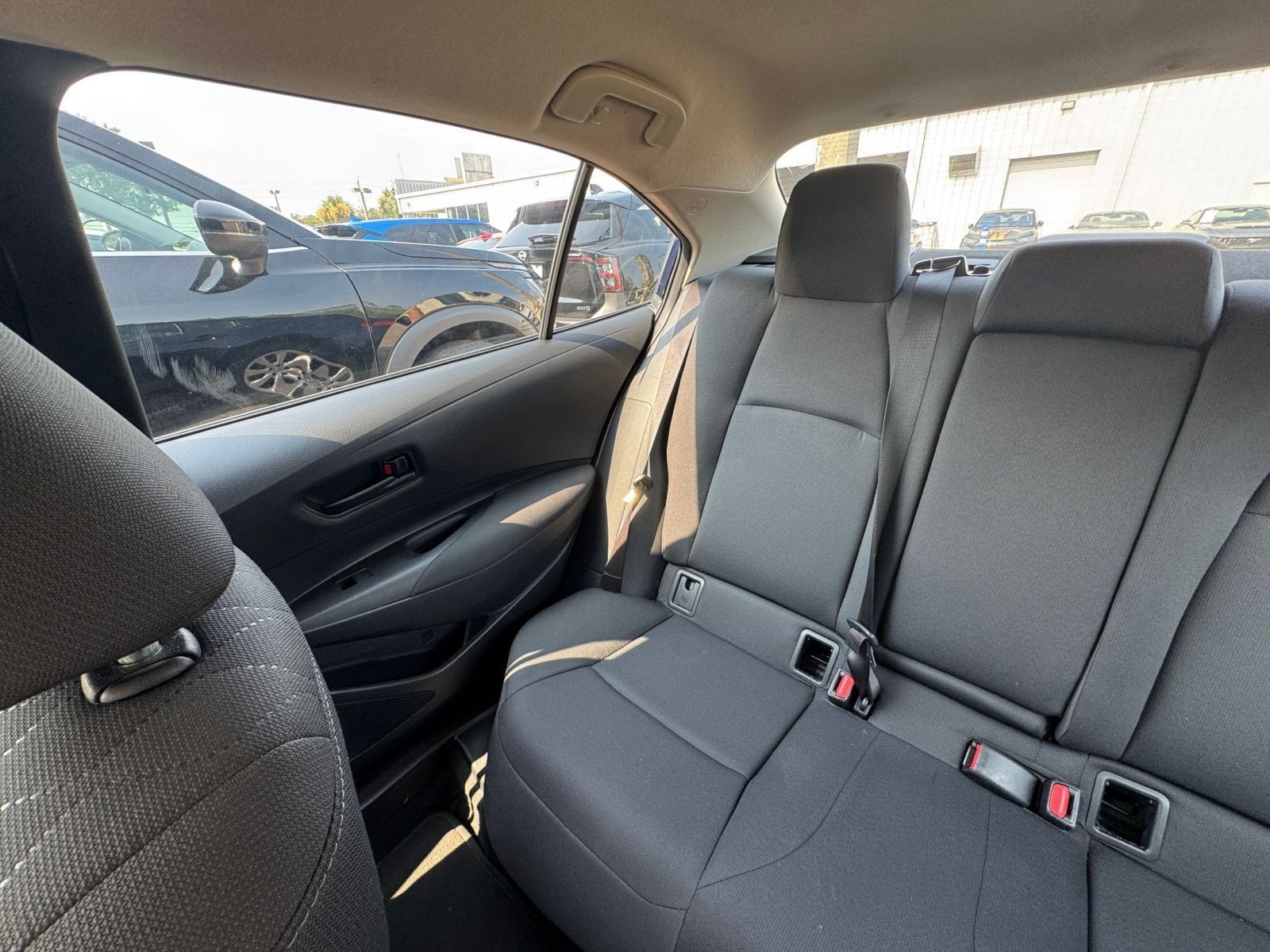 Used 2025 Toyota Corolla LE FWD image 37