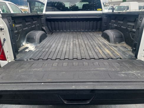 Used 2024 Chevrolet Silverado 2500 Custom w/ Custom Convenience Package AWD/4WD image 23