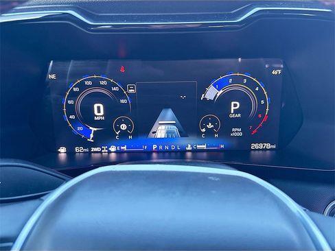 Used 2024 Chevrolet Colorado Z71 w/ Z71 Convenience Package 2 image 12