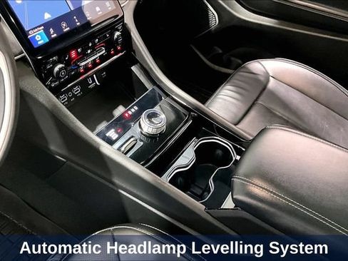 Used 2023 Jeep Grand Cherokee Limited w/ Luxury Tech Group II AWD/4WD image 24