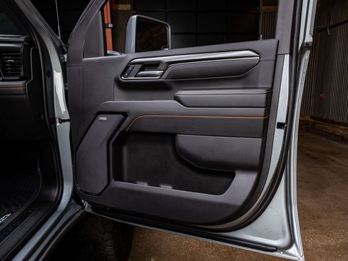 Used 2024 GMC Sierra 2500 AT4 w/ AT4 Premium Plus Package image 37