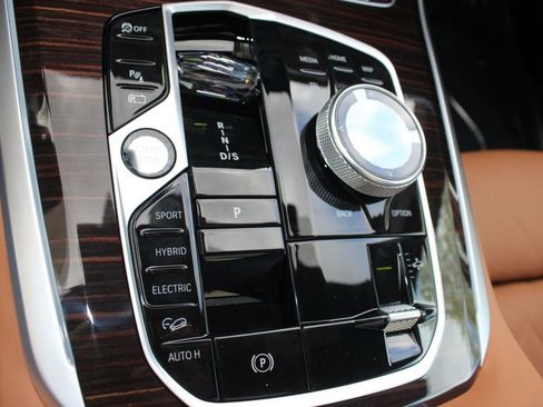 New 2026 BMW X5 xDrive50e AWD/4WD image 19