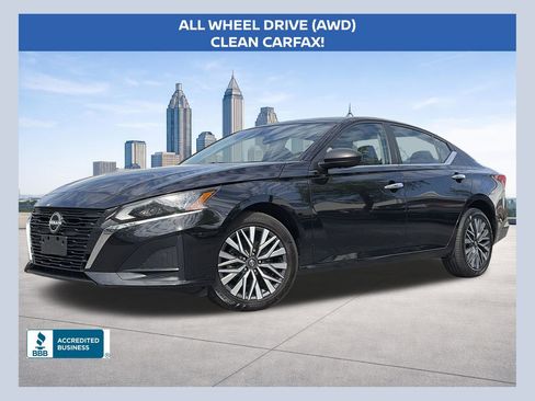 Certified 2024 Nissan Altima 2.5 SV image 1