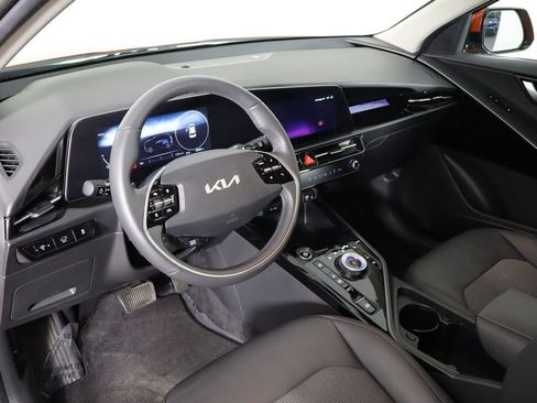 Used 2023 Kia Niro Wind w/ Wind Preserve Package FWD image 23