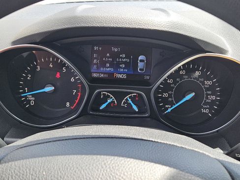 Used 2017 Ford Escape S FWD image 5