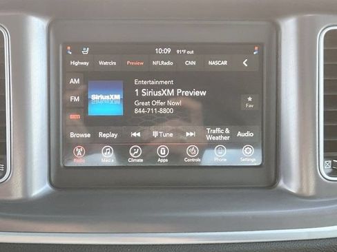 Used 2021 Dodge Charger SXT w/ Leather Interior Group RWD image 15