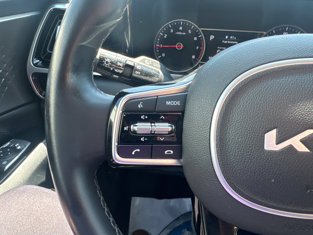 Used 2022 Kia Sorento SX AWD/4WD image 12