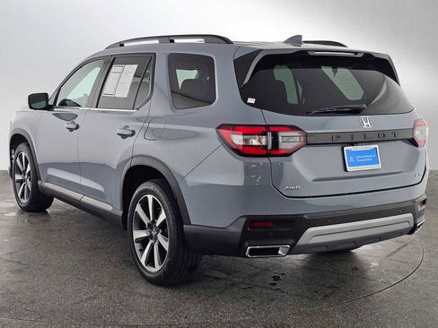 Used 2023 Honda Pilot Elite image 5