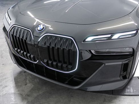 New 2026 BMW i7 eDrive50 w/ M Sport Package image 11