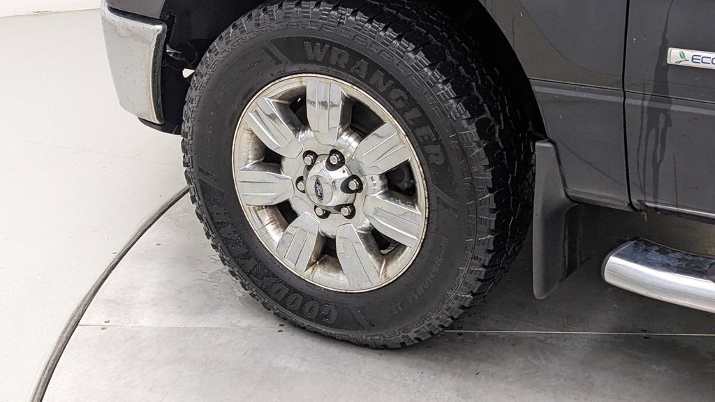 Used 2012 Ford F150 XLT w/ XTR Pkg AWD/4WD image 4