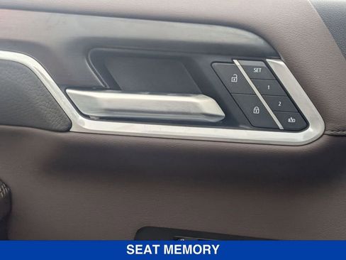 New 2025 GMC Sierra 3500 Denali w/ Denali Reserve Package image 12