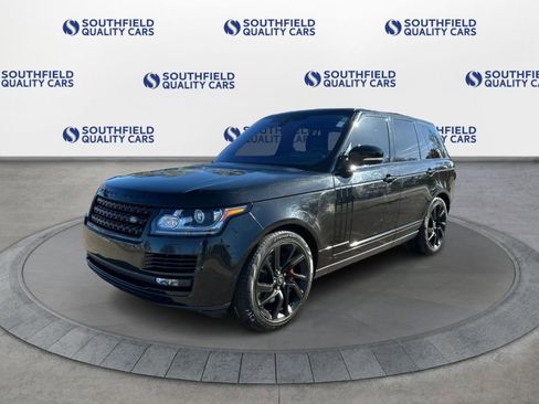 Used 2017 Land Rover Range Rover HSE image 2