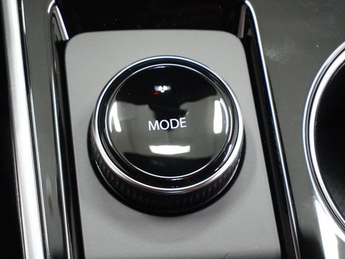 New 2026 Chevrolet Equinox ACTIV w/ Convenience Package III image 30