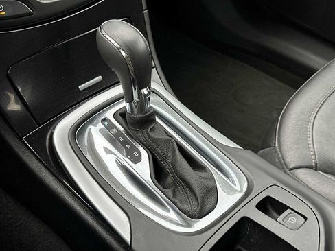 Used 2015 Buick Regal Premium image 19