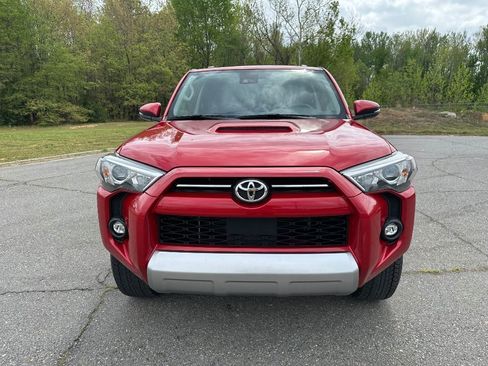 Used 2024 Toyota 4Runner TRD Off-Road Premium image 2