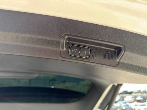 Used 2025 Ford Explorer ST RWD image 49