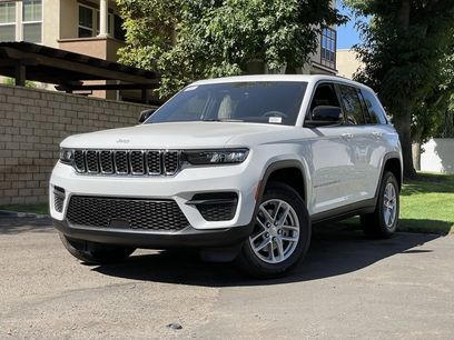 New 2025 Jeep Grand Cherokee Laredo X