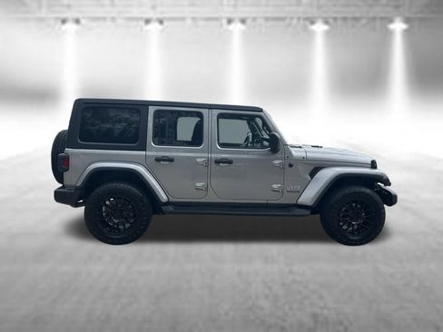Used 2020 Jeep Wrangler Unlimited Sahara AWD/4WD image 6