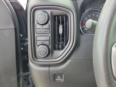 Used 2023 Chevrolet Silverado 2500 Custom w/ Custom Convenience Package image 27