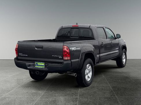Used 2014 Toyota Tacoma PreRunner image 8