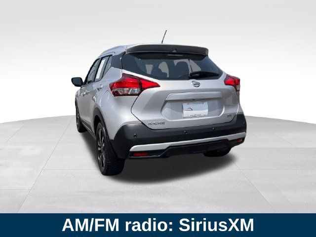 Used 2020 Nissan Kicks SR FWD image 3