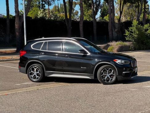 Used 2018 BMW X1 sDrive28i FWD image 4