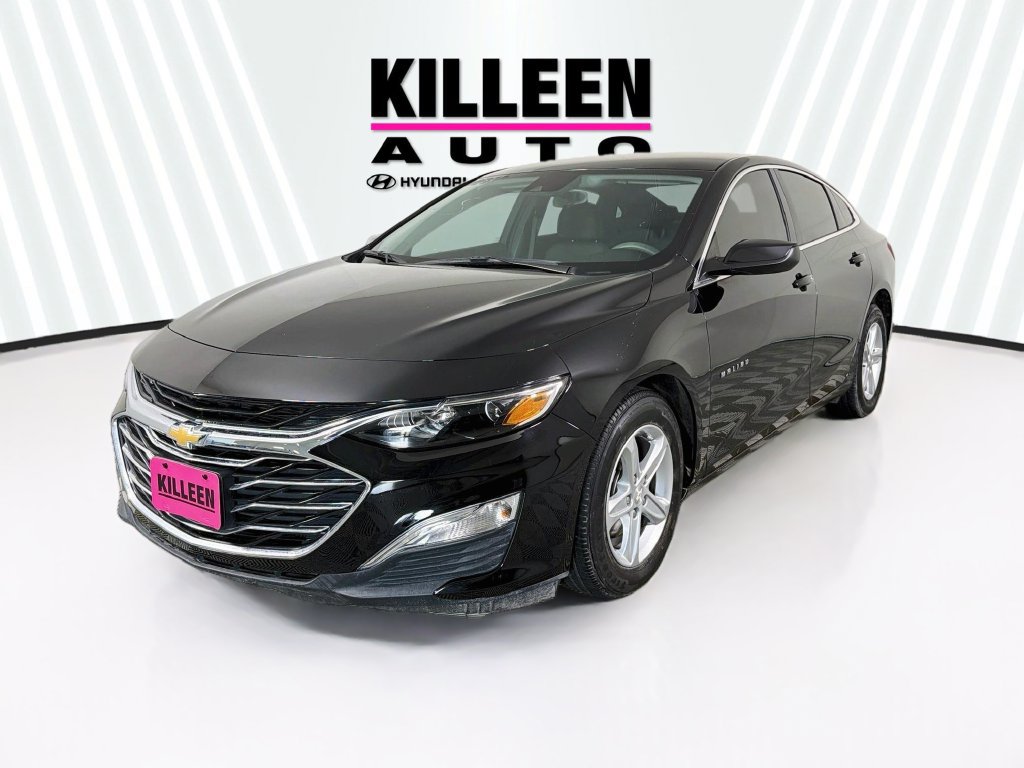 Used 2025 Chevrolet Malibu LS FWD image 3