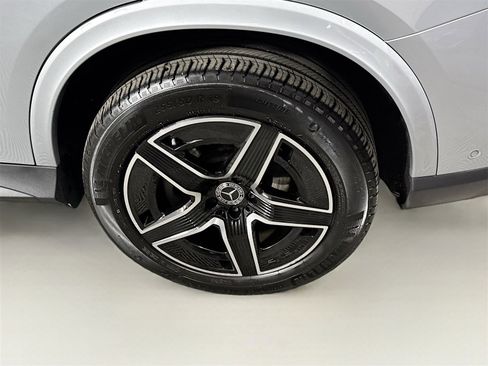 Used 2023 Mercedes-Benz GLC 300 4MATIC image 24