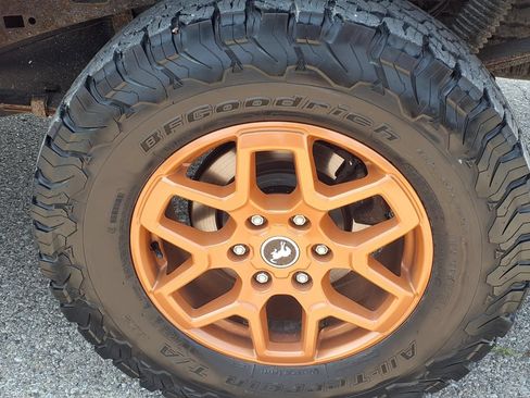 Used 2016 Ford F150 XL w/ Equipment Group 101A Mid AWD/4WD image 8