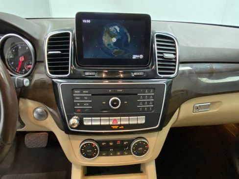 Used 2016 Mercedes-Benz GLE 350 4MATIC w/ Premium Package image 28