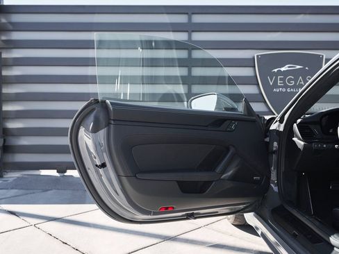 Used 2025 Porsche 911 Carrera 4 GTS w/ Premium Package image 22