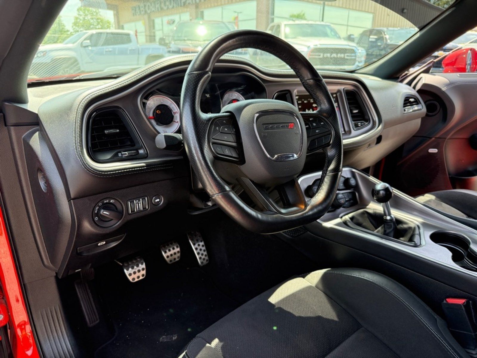 Used 2022 Dodge Challenger R/T Scat Pack RWD image 21