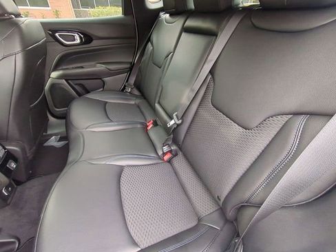 New 2026 Jeep Compass Latitude image 28