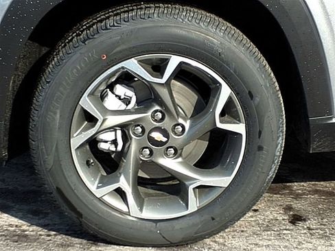 New 2026 Chevrolet Trax LT FWD image 20