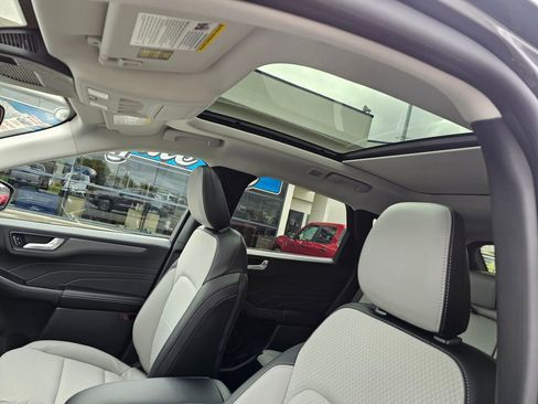 New 2025 Ford Escape Base w/ Class II Trailer Tow Package image 14