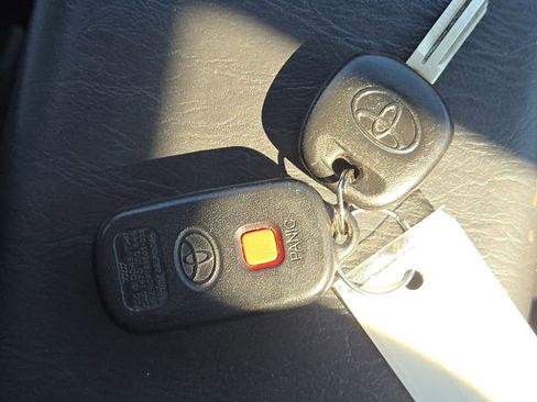 Used 2007 Toyota Matrix image 31