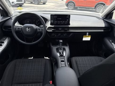 New 2027 Honda HR-V LX image 18