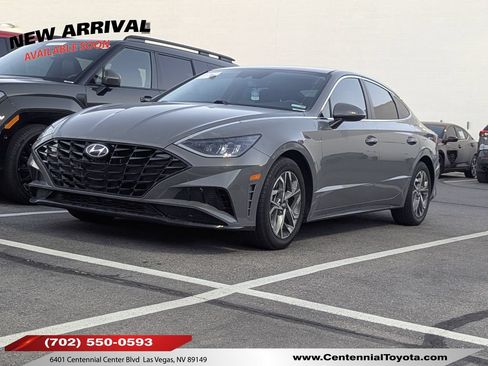 Used 2023 Hyundai Sonata SEL FWD image 1