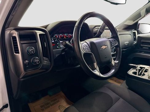 Used 2018 Chevrolet Silverado 1500 LT w/ All Star Edition AWD/4WD image 10