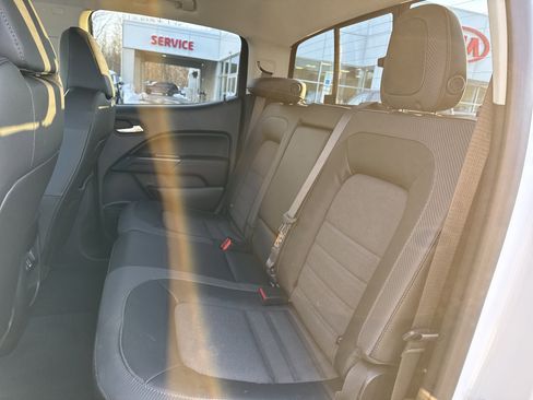 Used 2022 GMC Canyon AT4 w/ Trailering Package image 16