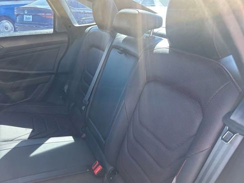 Used 2022 Volkswagen Jetta GLI Autobahn FWD image 19
