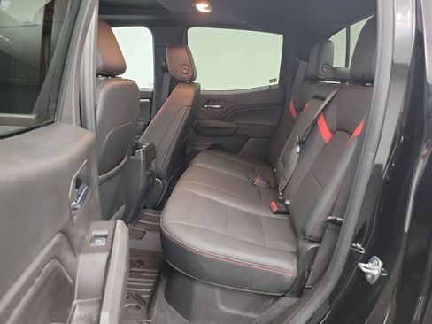 Used 2025 Chevrolet Colorado Z71 w/ Technology Package image 10