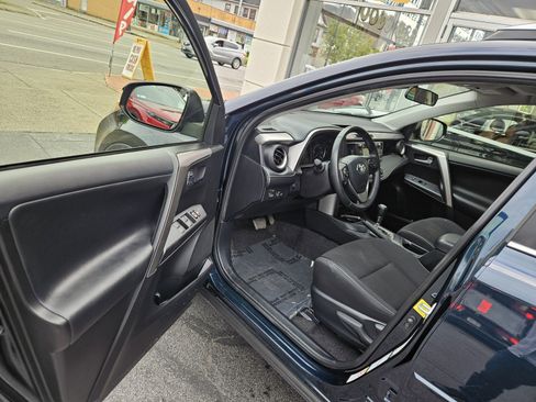 Used 2017 Toyota RAV4 XLE w/ Plus Extra Value Package image 26